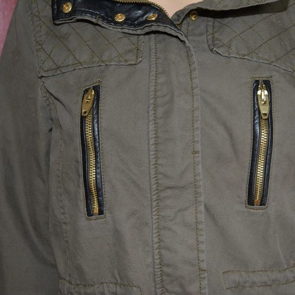H&M Utility Jacket – Size 8 - Picture 5 of 7